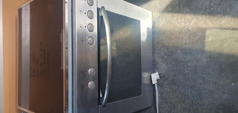 Kuchnia elektryczna z płytą indukcyjną