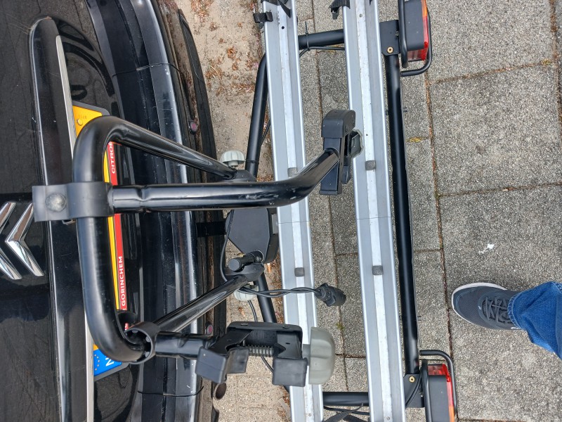 Sprzedam stojak na rowery