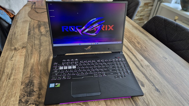 Gaming Asus ROG STRIX-15,6/i7/16GB/256/1TB/6 GB