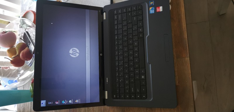 HP i3 2 x 2.3Ghz/8GB/500GB Radeon 6370HD Stan idealny