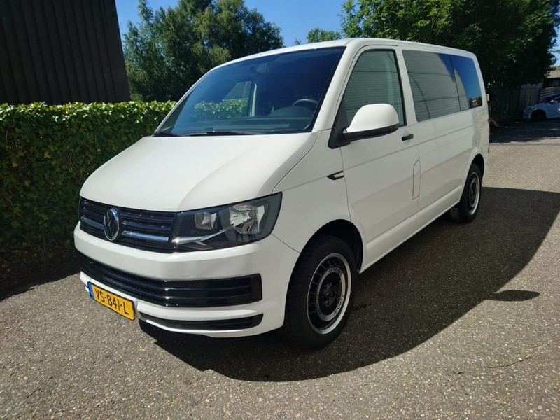 Volkswagen Transporter 2.0 TDI L1H1 2015 €13.900,-