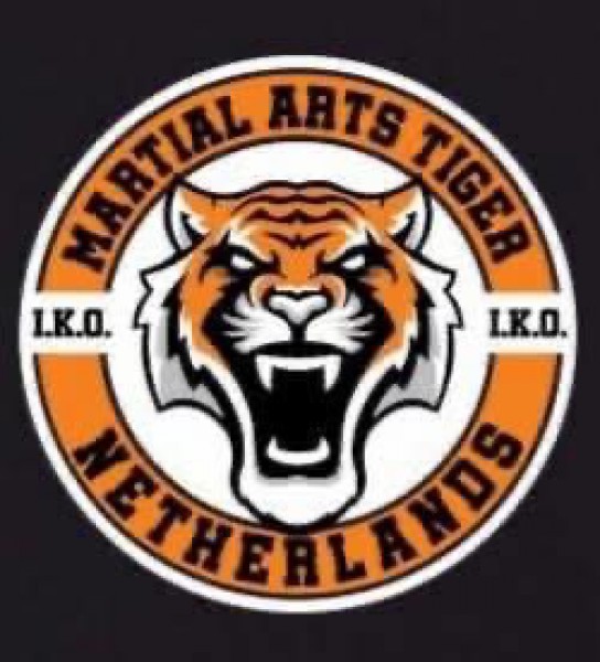 Karate, Kick-Boxing, Muay Thai!