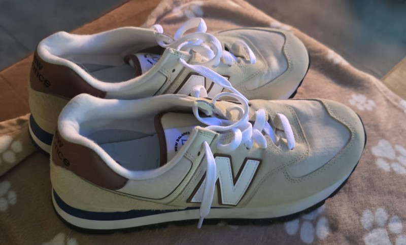 Buty NEW BALANCE R42 NOWE
