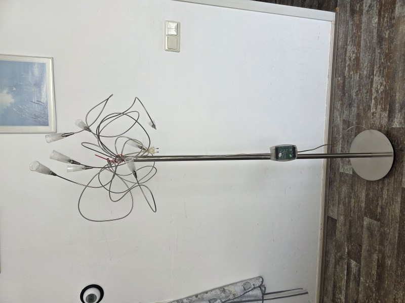 Lampa stojąca