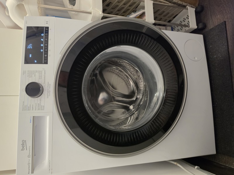 Pralka Beko 7 kg, 1400 obrotów  czysta, sprawna, bez pleśni