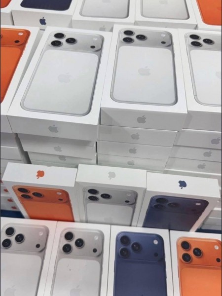 nowe Apple iPhone, Samsung, drony, karty graficzne, Sony PS5