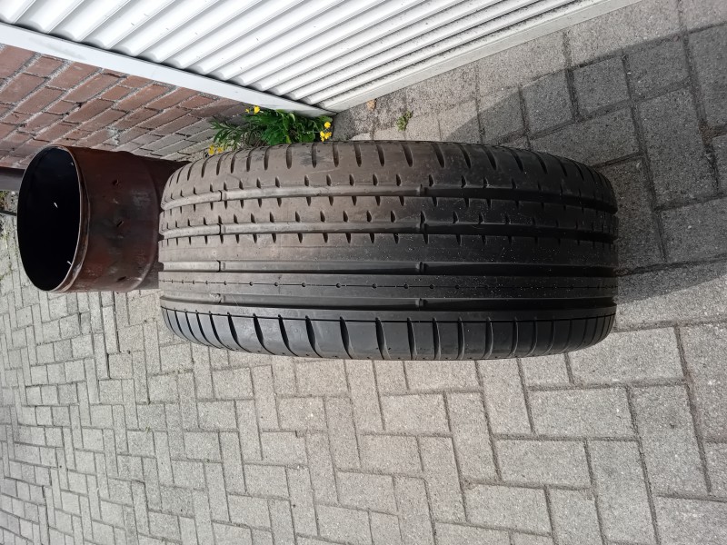 Opona letnia Continental 265/45 ZR 20
