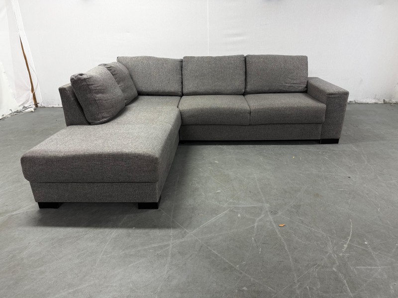 Narożnik o wymiarach 260x220 z dostawą do domu