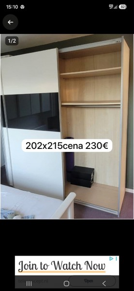 Szafa biała z czarnym szkłem