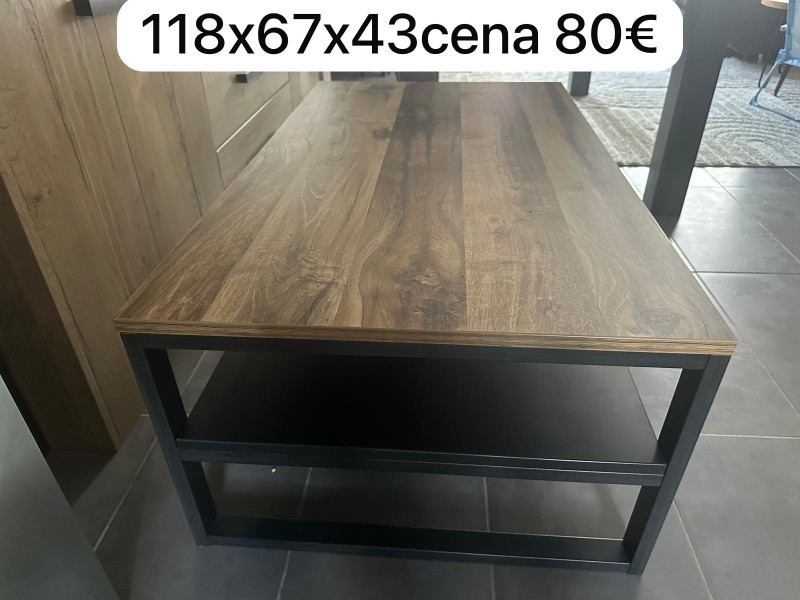 Ława firmowa