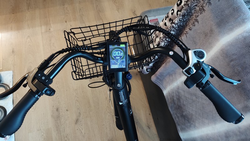 Nowy nie używany rower elektryczny VOMO CS20