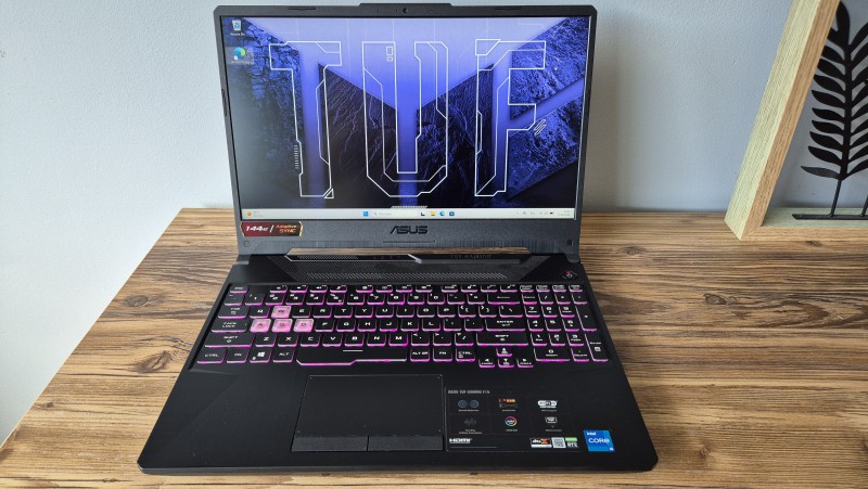 GAMING Asus TUF-15,6/i5/16GB/512GB/RTX-4GB