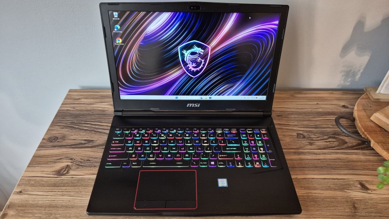 MSI Raider-15,6/i7/16GB/SSD 256+1TB/RTX-6GB