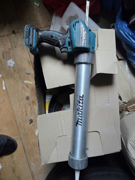 kit pistol Makita DCG 180