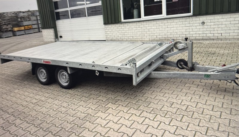 Szukam transportu dla pustej lawety 3t z Krakowa do Den Haag