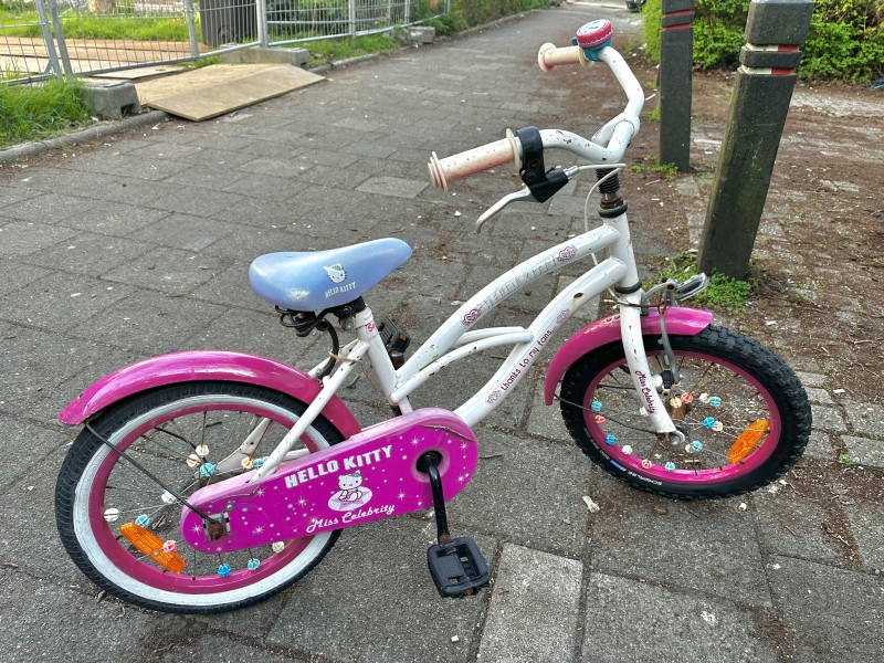 Rowerek - Hello Kitty - 16 cali